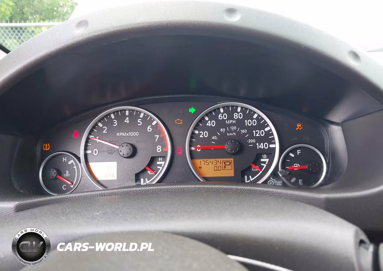 2012 Nissan Pathfinder S VIN:5N1AR1NB8CC640823 - 7