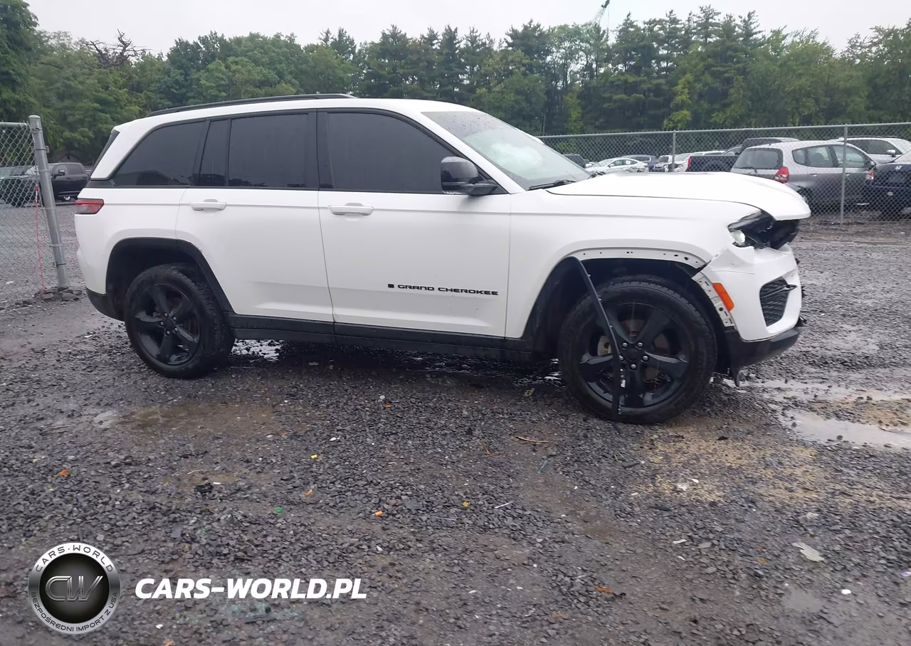2023 Jeep Grand Cherokee Altitude 4X4