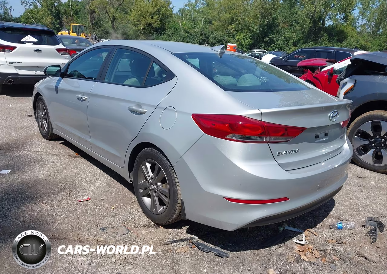 2017 Hyundai Elantra Se VIN:5NPD84LF2HH092082 - 3