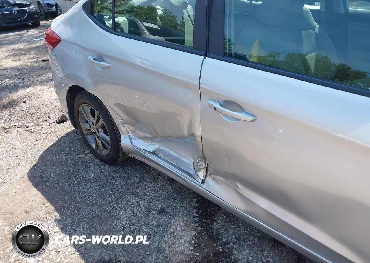 2017 Hyundai Elantra Se VIN:5NPD84LF2HH092082 - 6