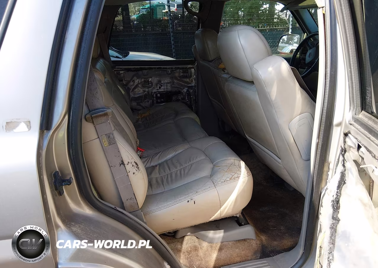 2002 Chevrolet Tahoe Lt VIN:1GNEC13Z52R325973 - 8