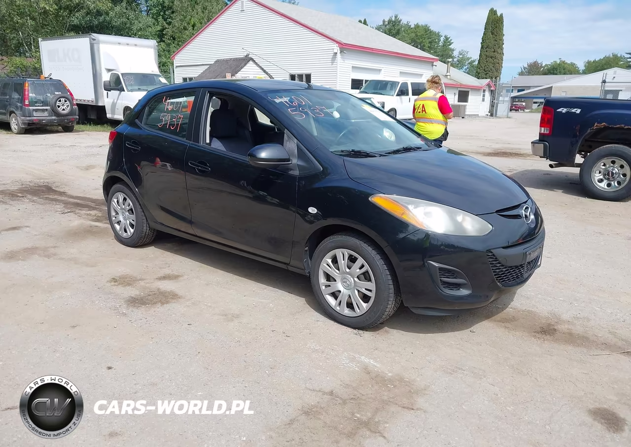 2014 Mazda Mazda2 Sport – zdjęcie 1 z 15