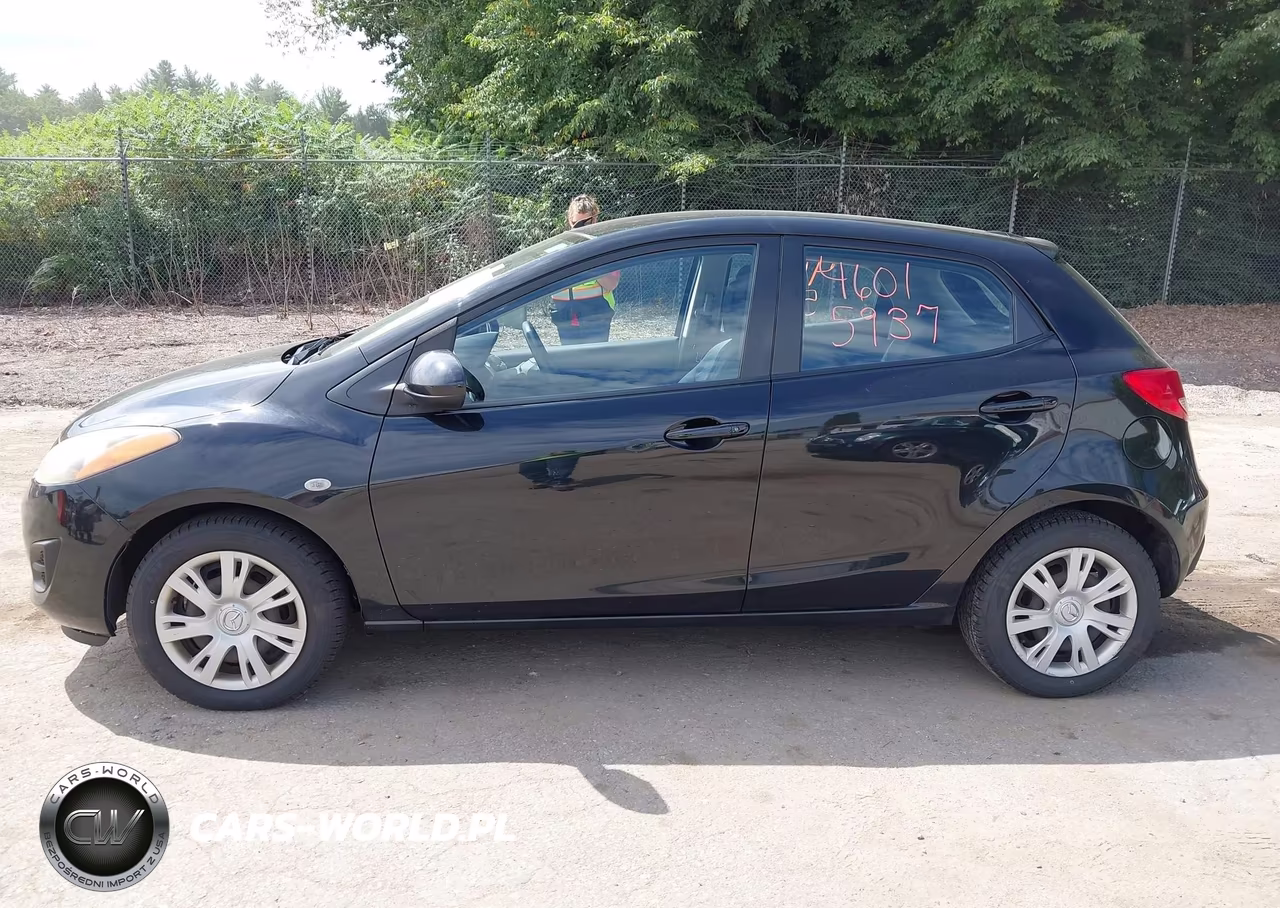 2014 Mazda Mazda2 Sport VIN:JM1DE1KZ3E0175306 - 12