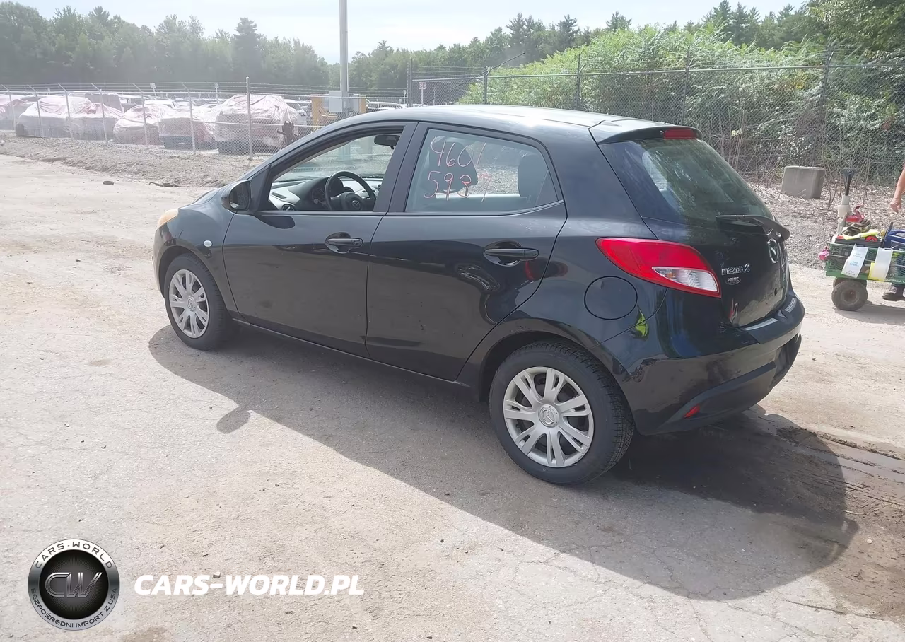 2014 Mazda Mazda2 Sport VIN:JM1DE1KZ3E0175306 - 3