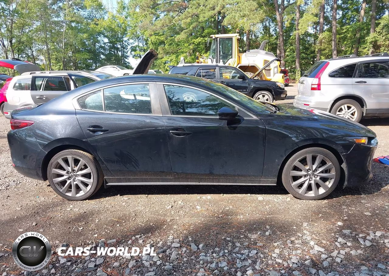 2021 Mazda Mazda3 Select VIN:JM1BPABL3M1337831 - 13