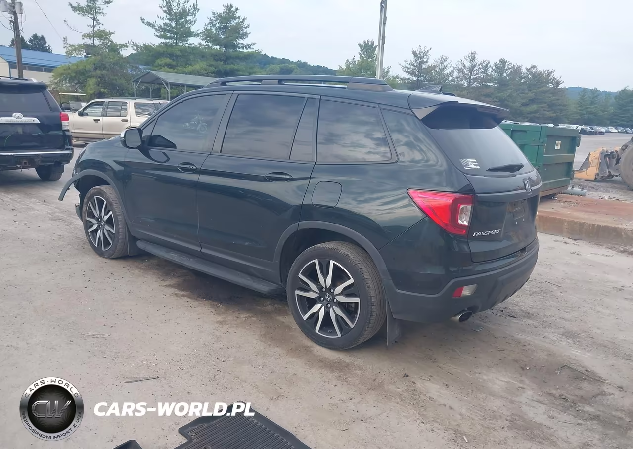 2019 Honda Passport Touring VIN:5FNYF8H98KB004496 - 3