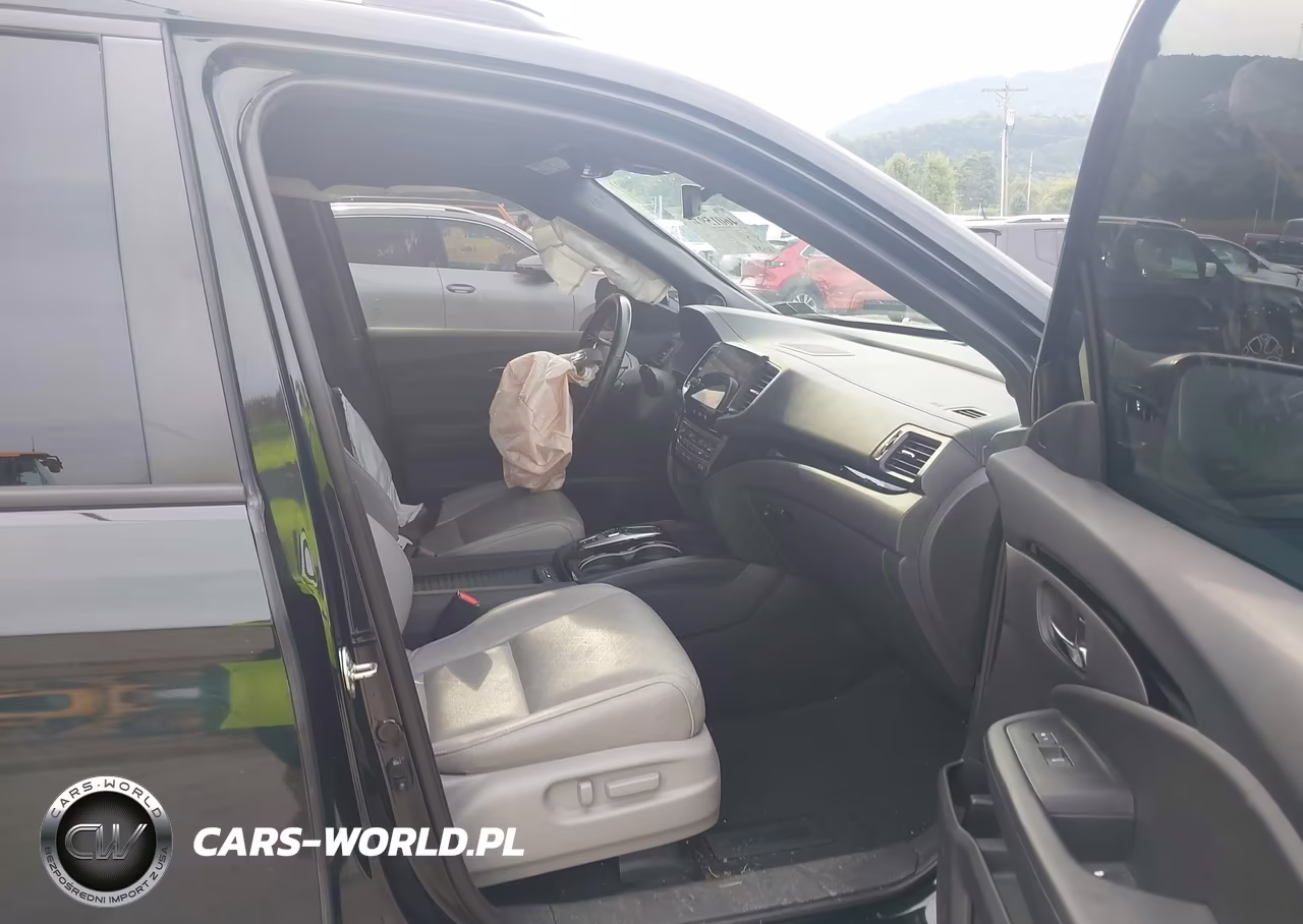 2019 Honda Passport Touring VIN:5FNYF8H98KB004496 - 5