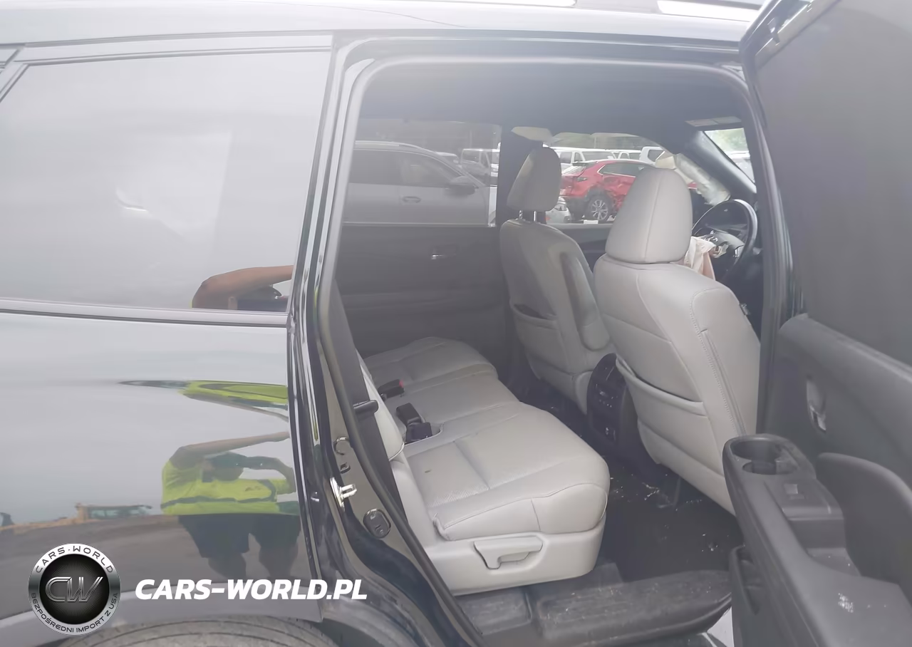 2019 Honda Passport Touring VIN:5FNYF8H98KB004496 - 8
