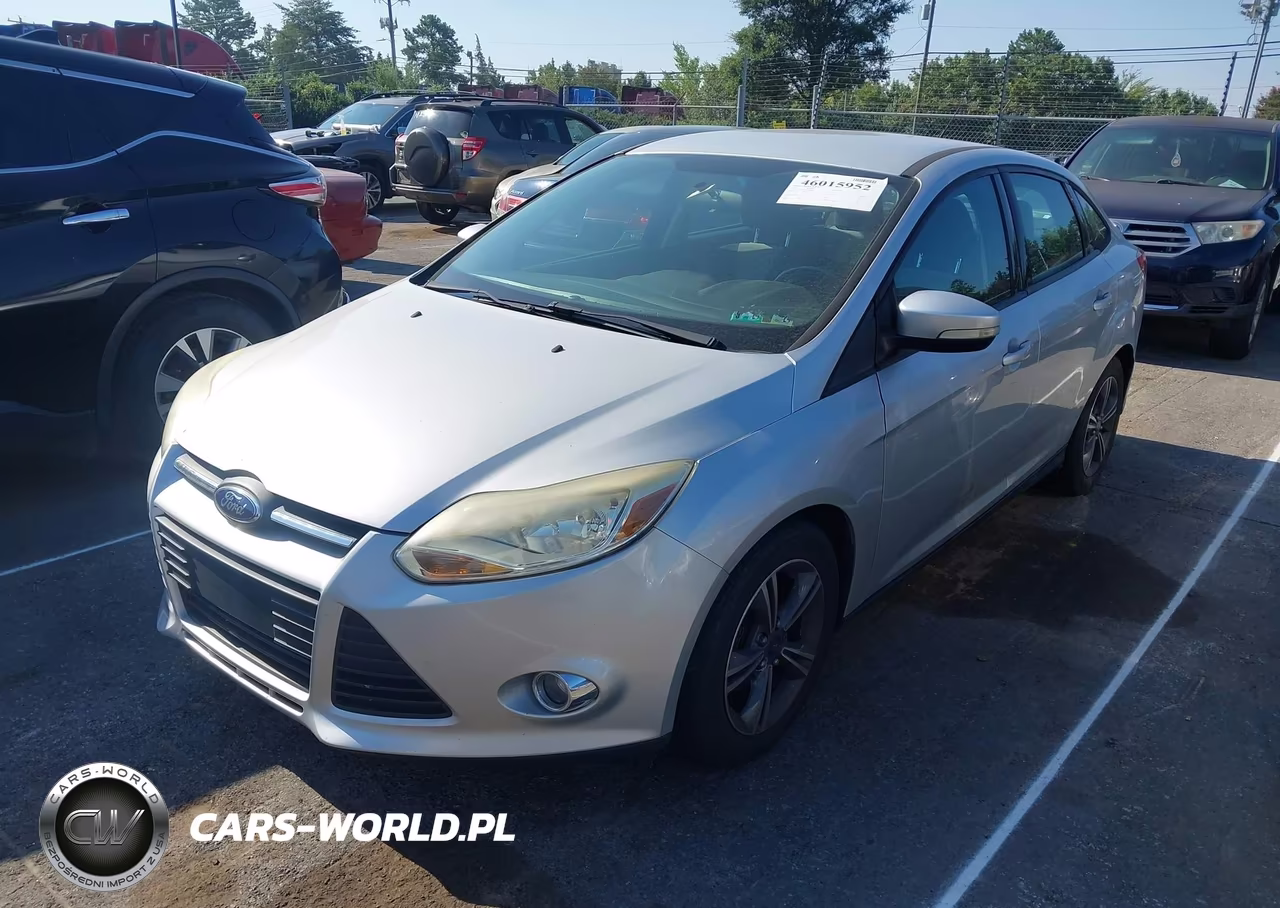 2014 Ford Focus Se VIN:1FADP3F27EL418414 - 2