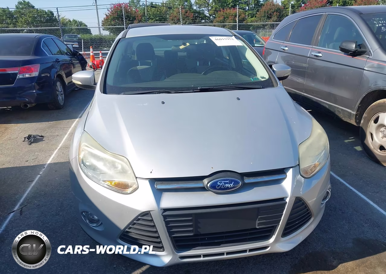 2014 Ford Focus Se VIN:1FADP3F27EL418414 - 6