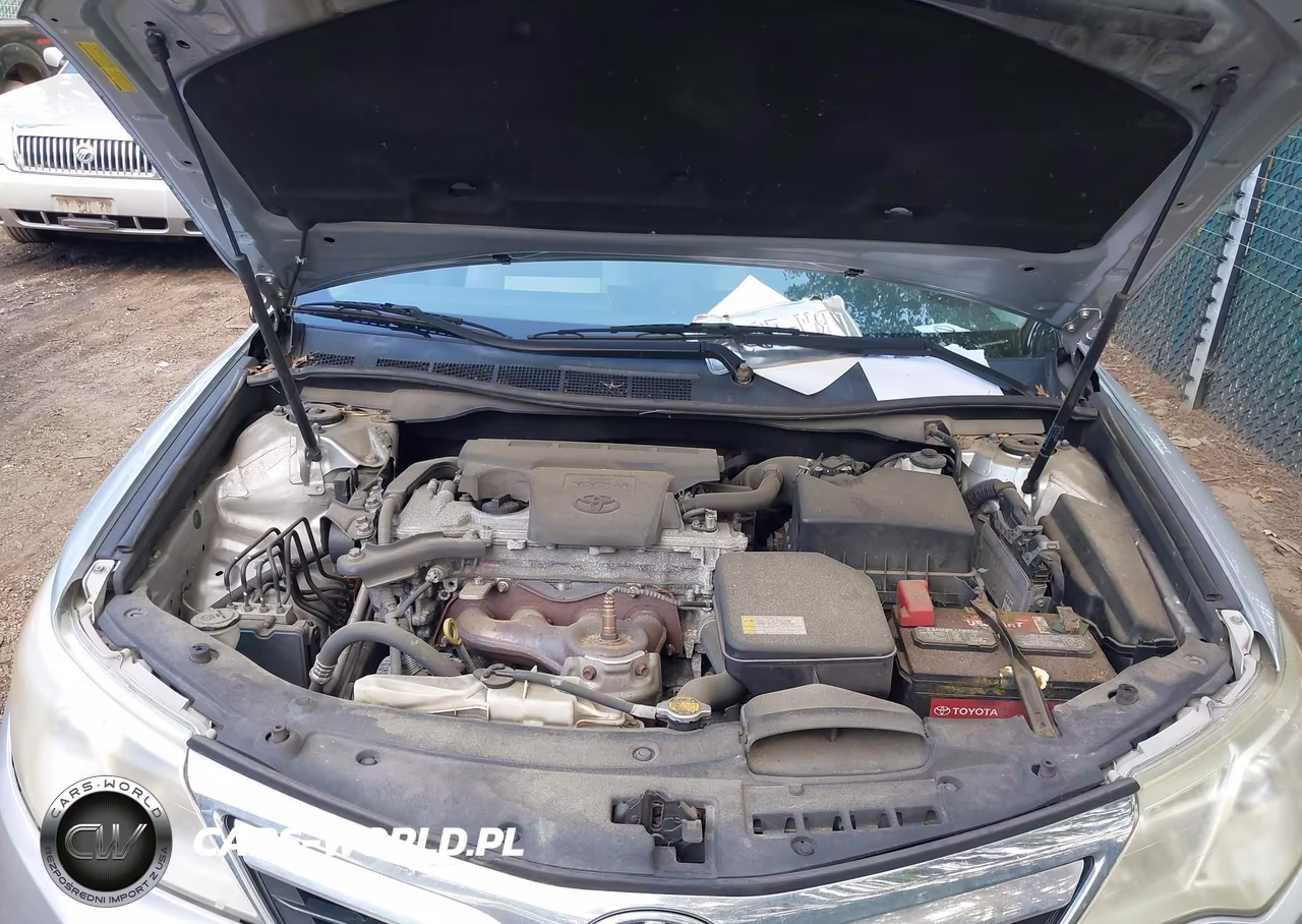 2014 Toyota Camry Le VIN:4T4BF1FK1ER425573 - 10