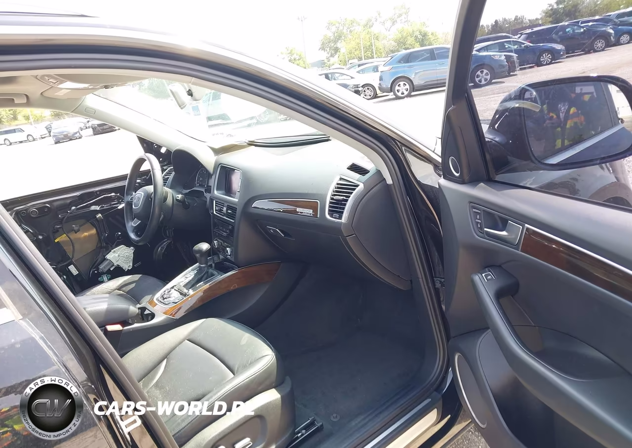 2016 Audi Q5 2.0T Premium VIN:WA1L2AFP9GA030582 - 5
