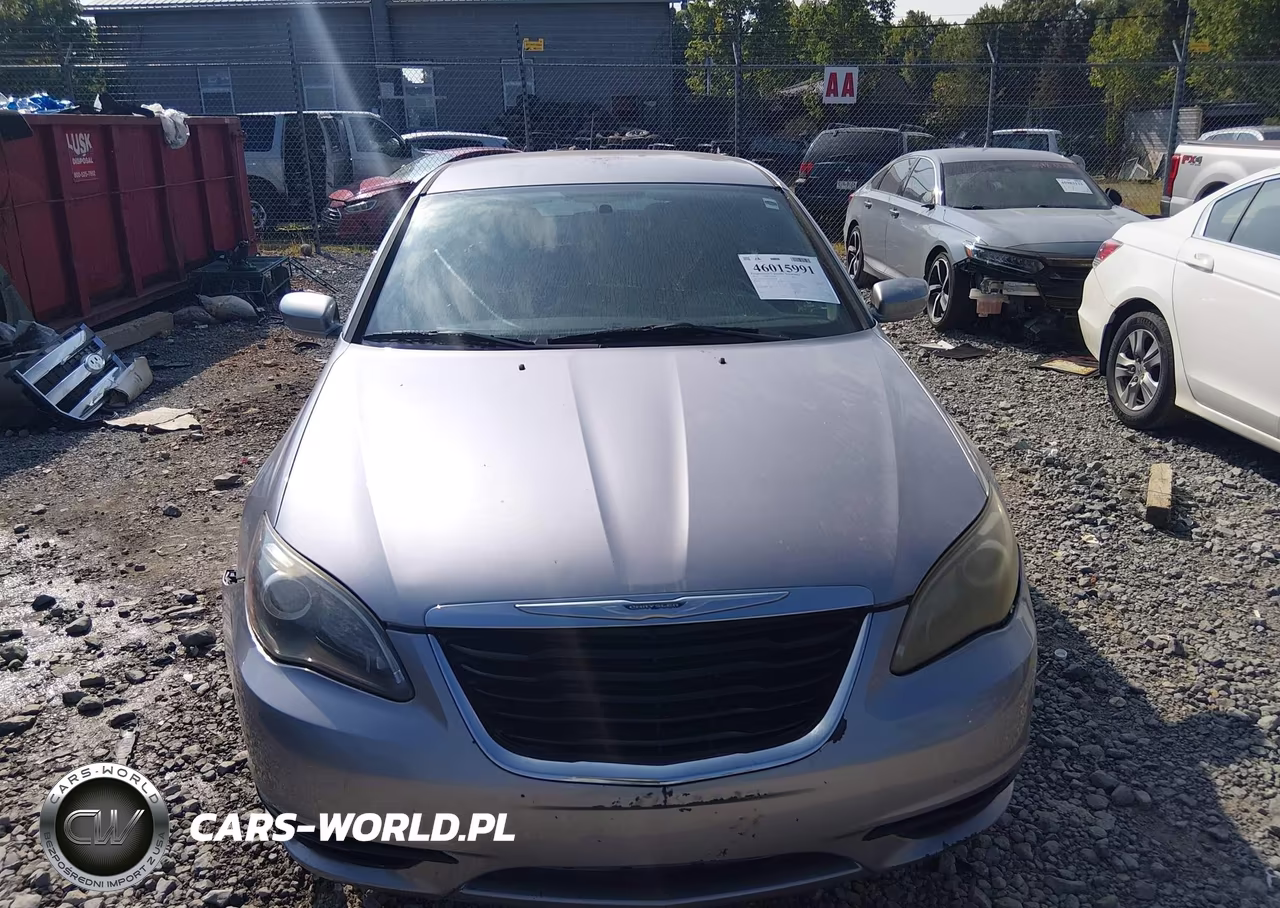2014 Chrysler 200 Touring VIN:1C3CCBBGXEN183898 - 12