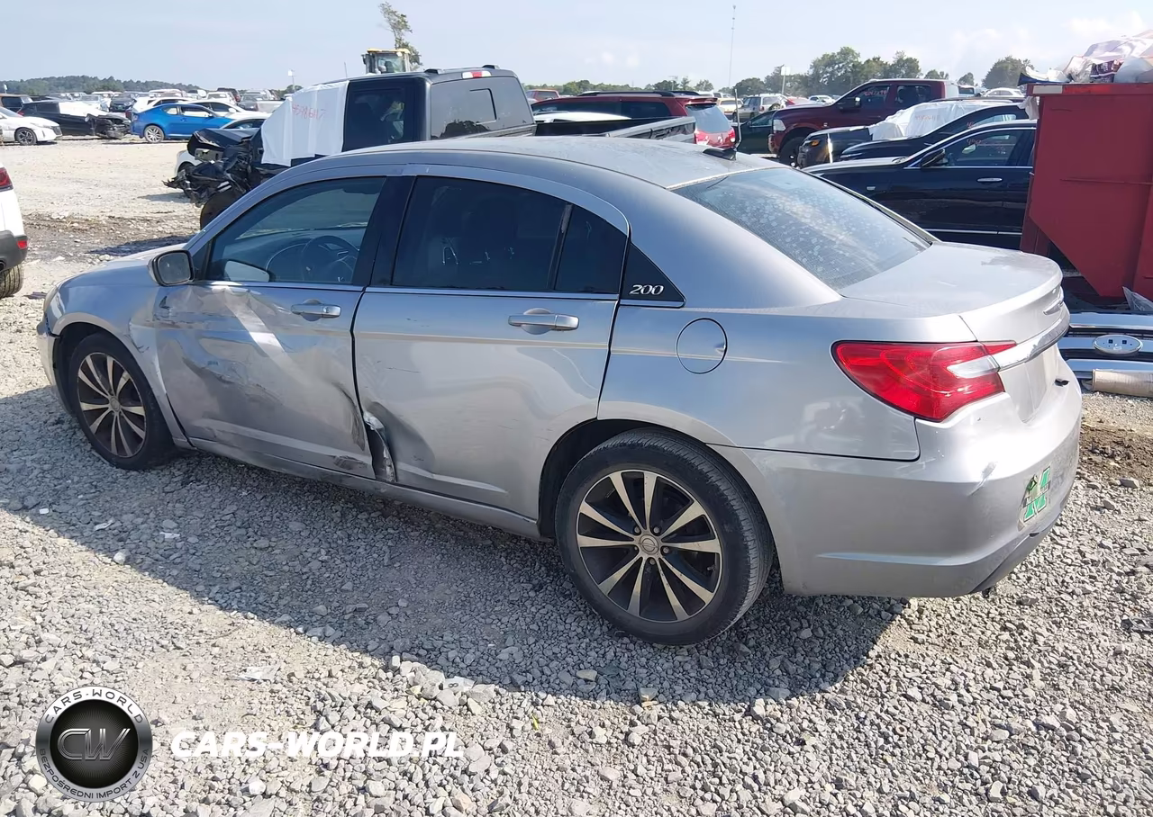 2014 Chrysler 200 Touring VIN:1C3CCBBGXEN183898 - 14