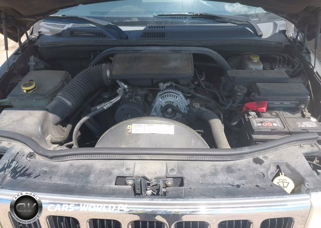 2007 Jeep Commander Sport VIN:1J8HH48K17C699696 - 10