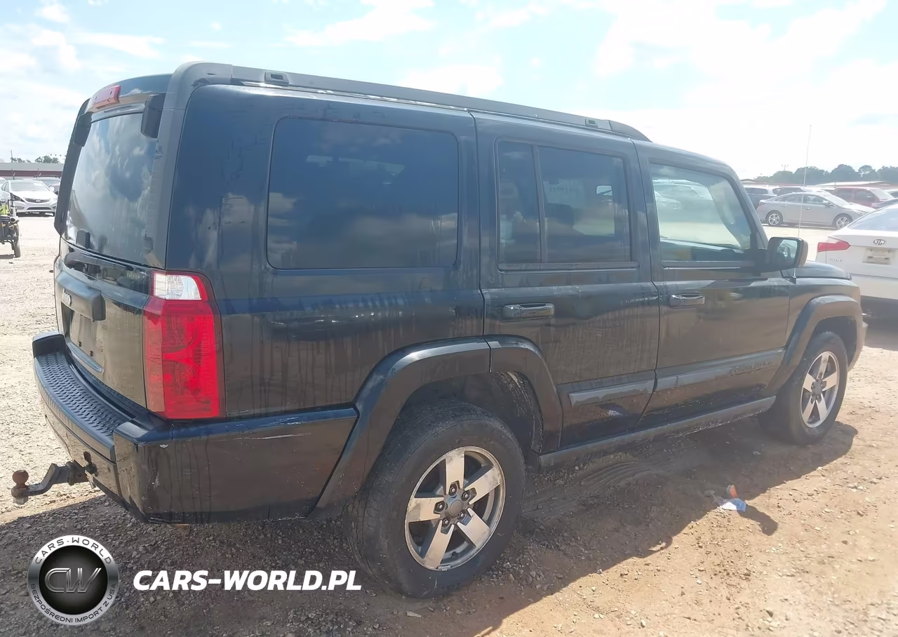 2007 Jeep Commander Sport VIN:1J8HH48K17C699696 - 4
