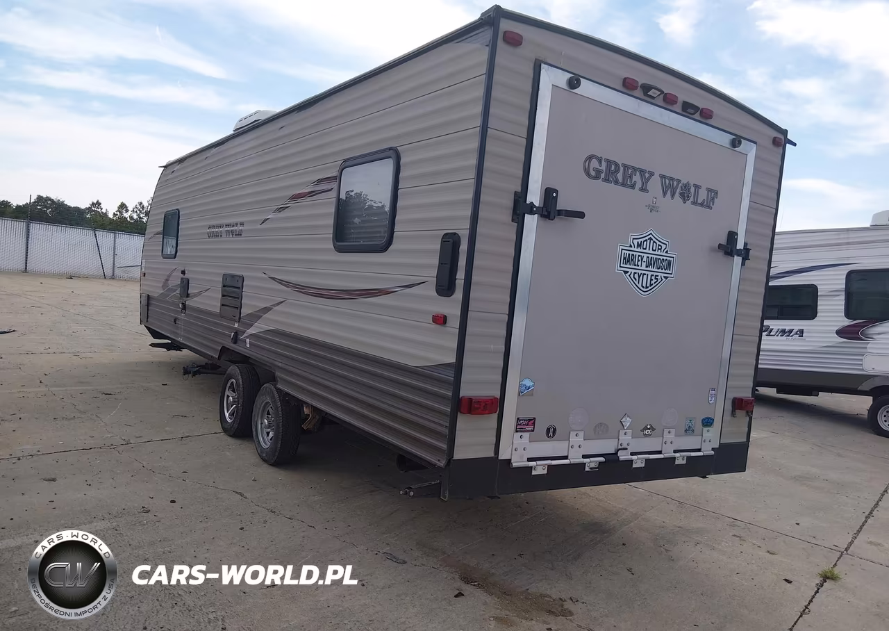 2017 Cherokee By Forest R Grey Wolf Toy Hauler VIN:4X4TCKX20HK036756 - 3