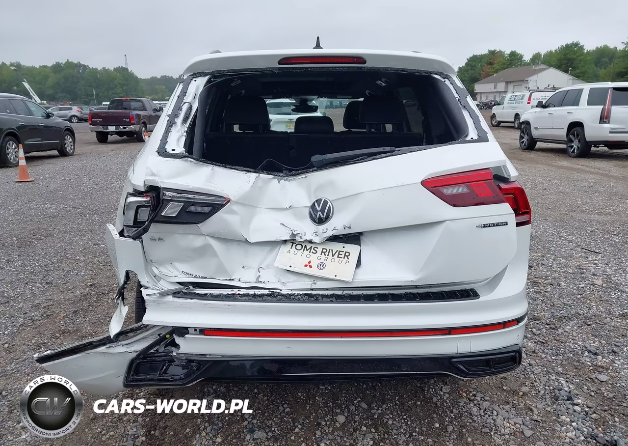 2023 Volkswagen Tiguan 2.0T Se R-Line Black VIN:3VV8B7AX2PM024682 - 16
