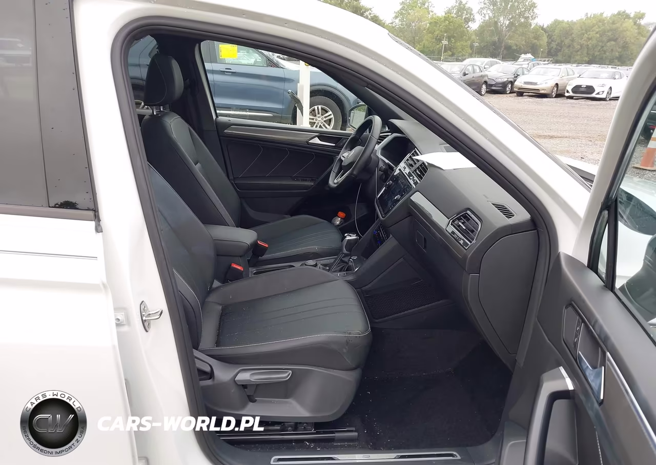 2023 Volkswagen Tiguan 2.0T Se R-Line Black VIN:3VV8B7AX2PM024682 - 5