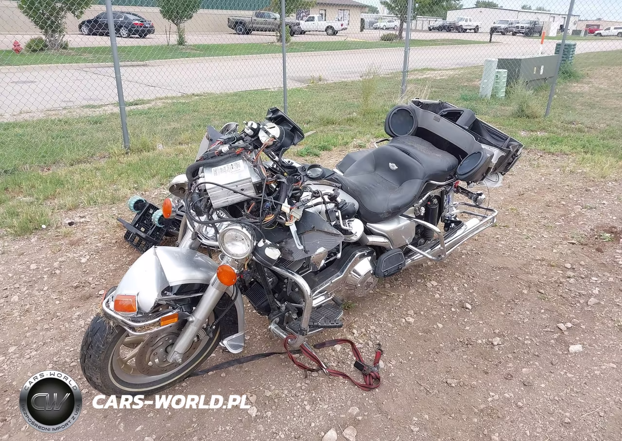2003 Harley-Davidson Flhtcui Anniversary VIN:1HD1FCW473Y632626 - 2
