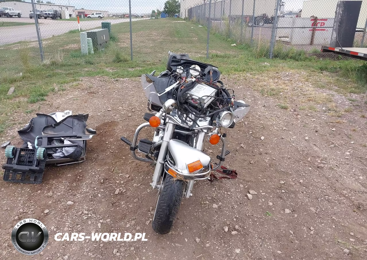 2003 Harley-Davidson Flhtcui Anniversary VIN:1HD1FCW473Y632626 - 5