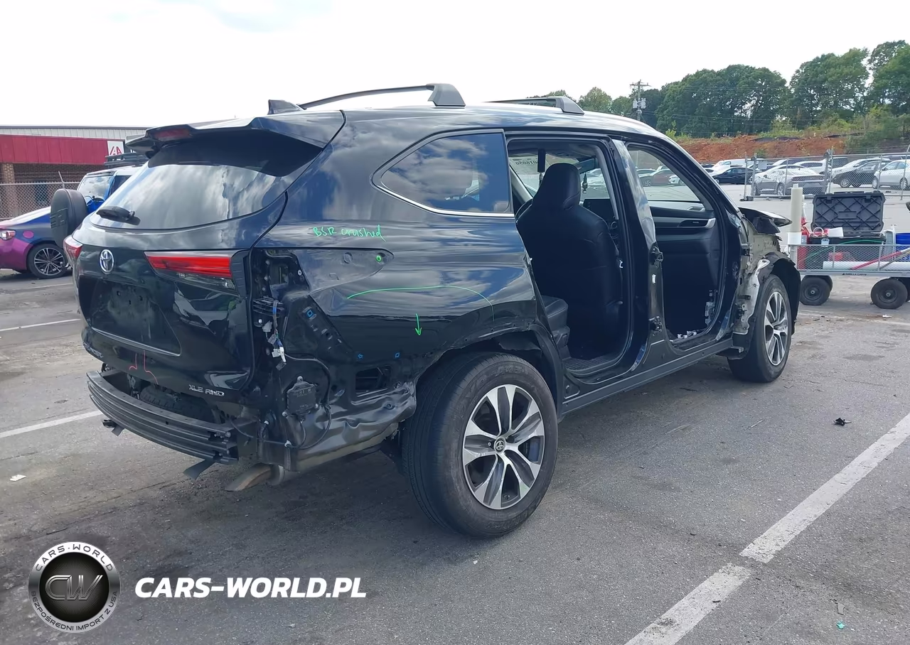 2020 Toyota Highlander Xle VIN:5TDHZRBH7LS519872 - 4