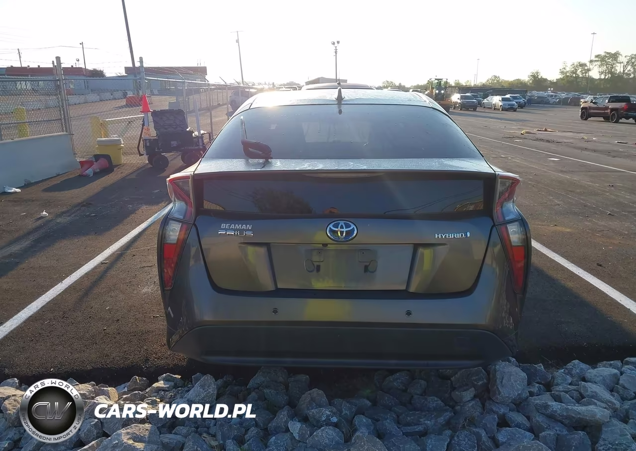 2017 Toyota Prius Two VIN:JTDKBRFU2H3056890 - 16