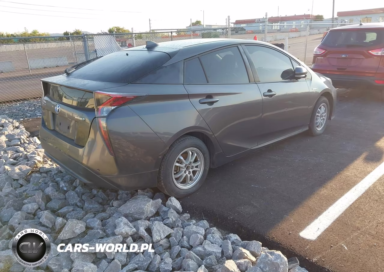 2017 Toyota Prius Two VIN:JTDKBRFU2H3056890 - 4
