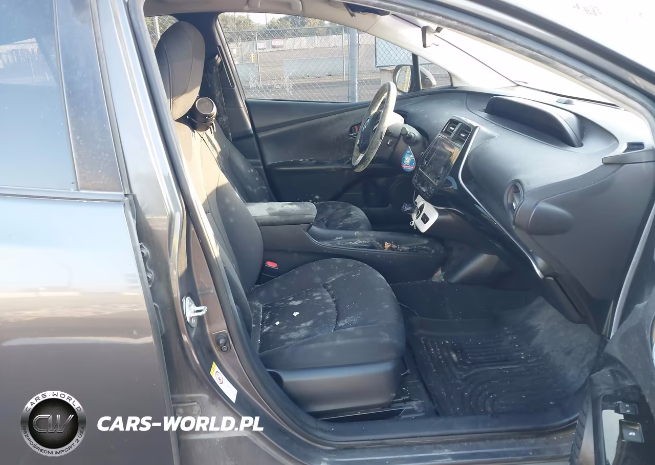 2017 Toyota Prius Two VIN:JTDKBRFU2H3056890 - 5