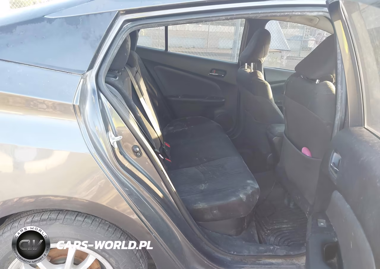 2017 Toyota Prius Two VIN:JTDKBRFU2H3056890 - 8