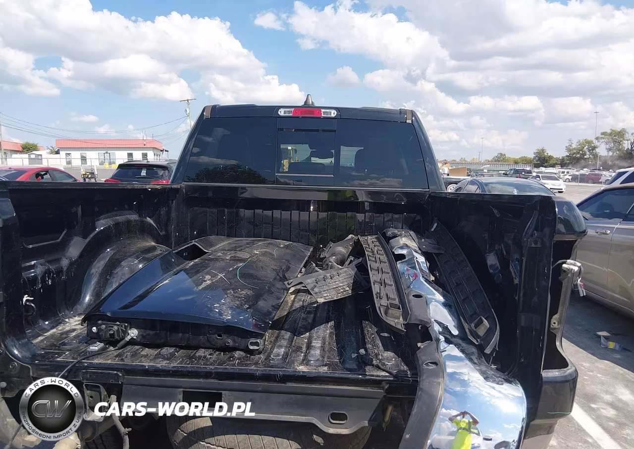 2020 Ram 1500 Laramie 4X4 5'7 Box VIN:1C6SRFJT7LN348936 - 16