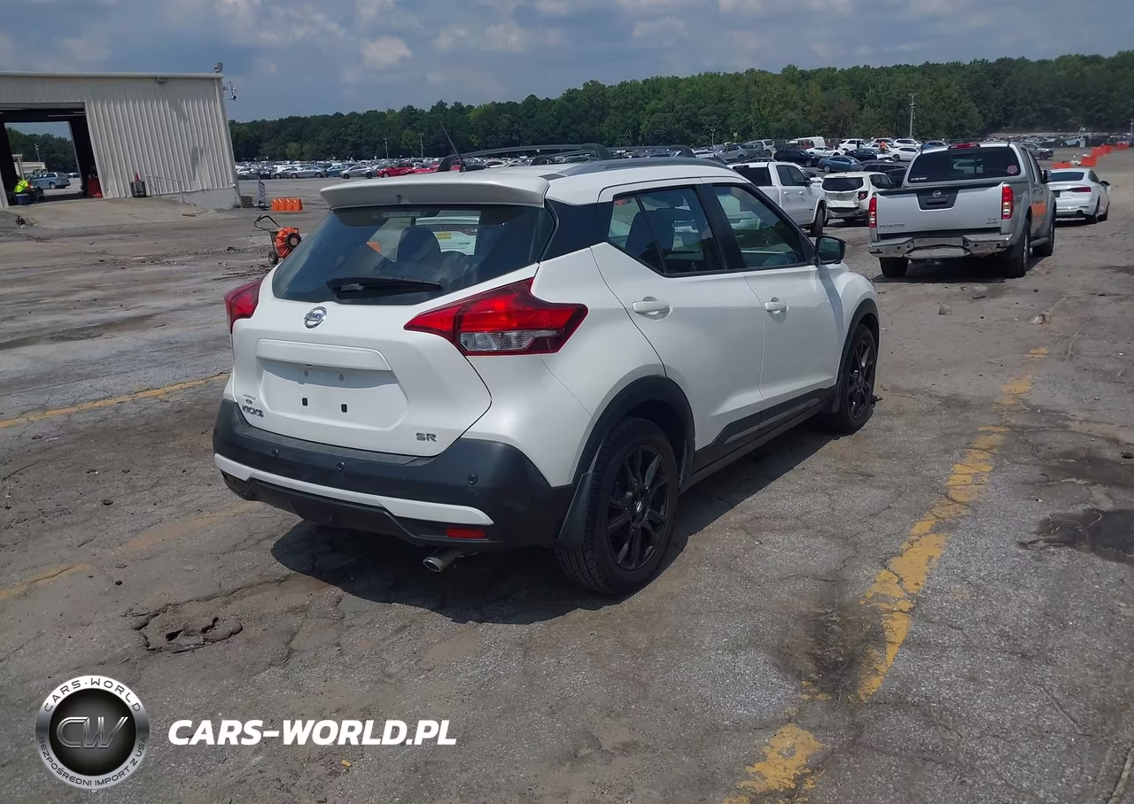 2020 Nissan Kicks Sr Xtronic Cvt VIN:3N1CP5DV3LL542439 - 4