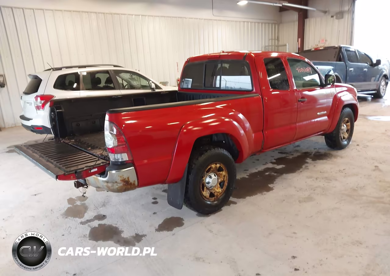 2009 Toyota Tacoma VIN:5TEUX42NX9Z658662 - 4