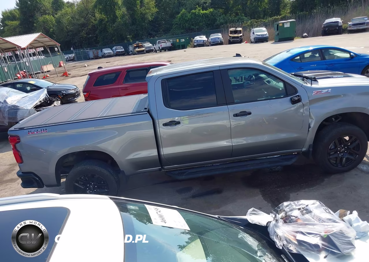 2025 Chevrolet Silverado 1500 4Wd Standard Bed Lt Trail Boss VIN:3GCUKFE89SG143573 - 14