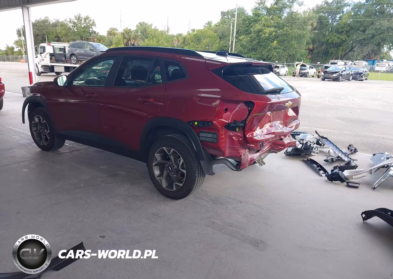 2025 Chevrolet Trax Fwd Lt VIN:KL77LHEP8SC102851 - 3