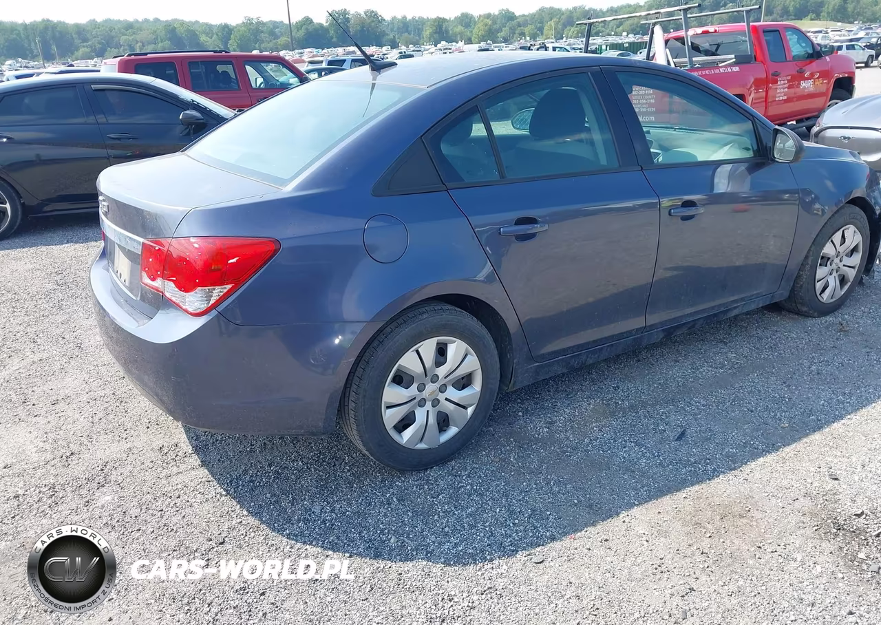 2014 Chevrolet Cruze Ls Auto VIN:1G1PA5SG2E7406372 - 4