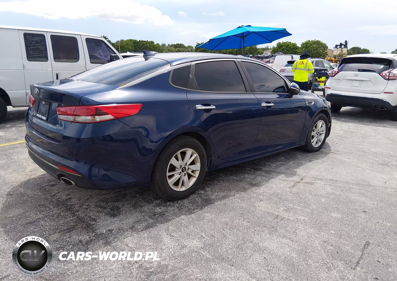 2018 Kia Optima Lx VIN:5XXGT4L31JG184366 - 4