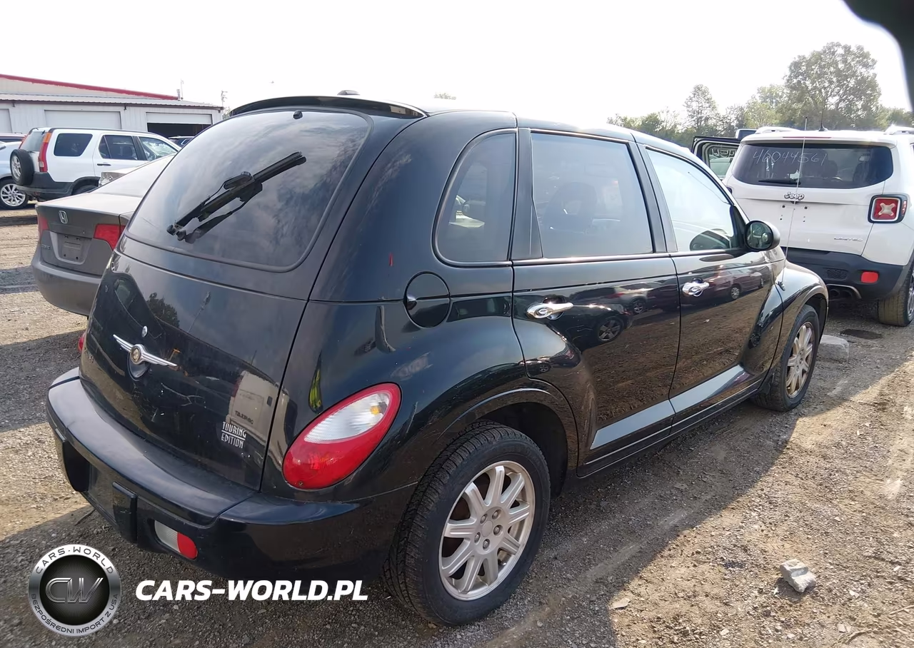 2007 Chrysler Pt Cruiser Touring VIN:3A4FY58BX7T586686 - 4