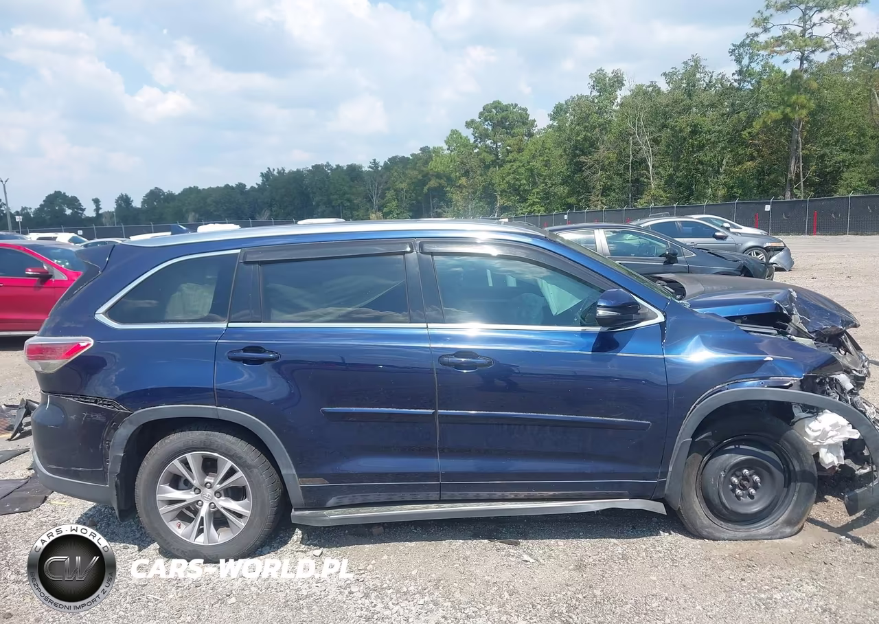 2014 Toyota Highlander Xle V6 VIN:5TDKKRFH5ES009592 - 14
