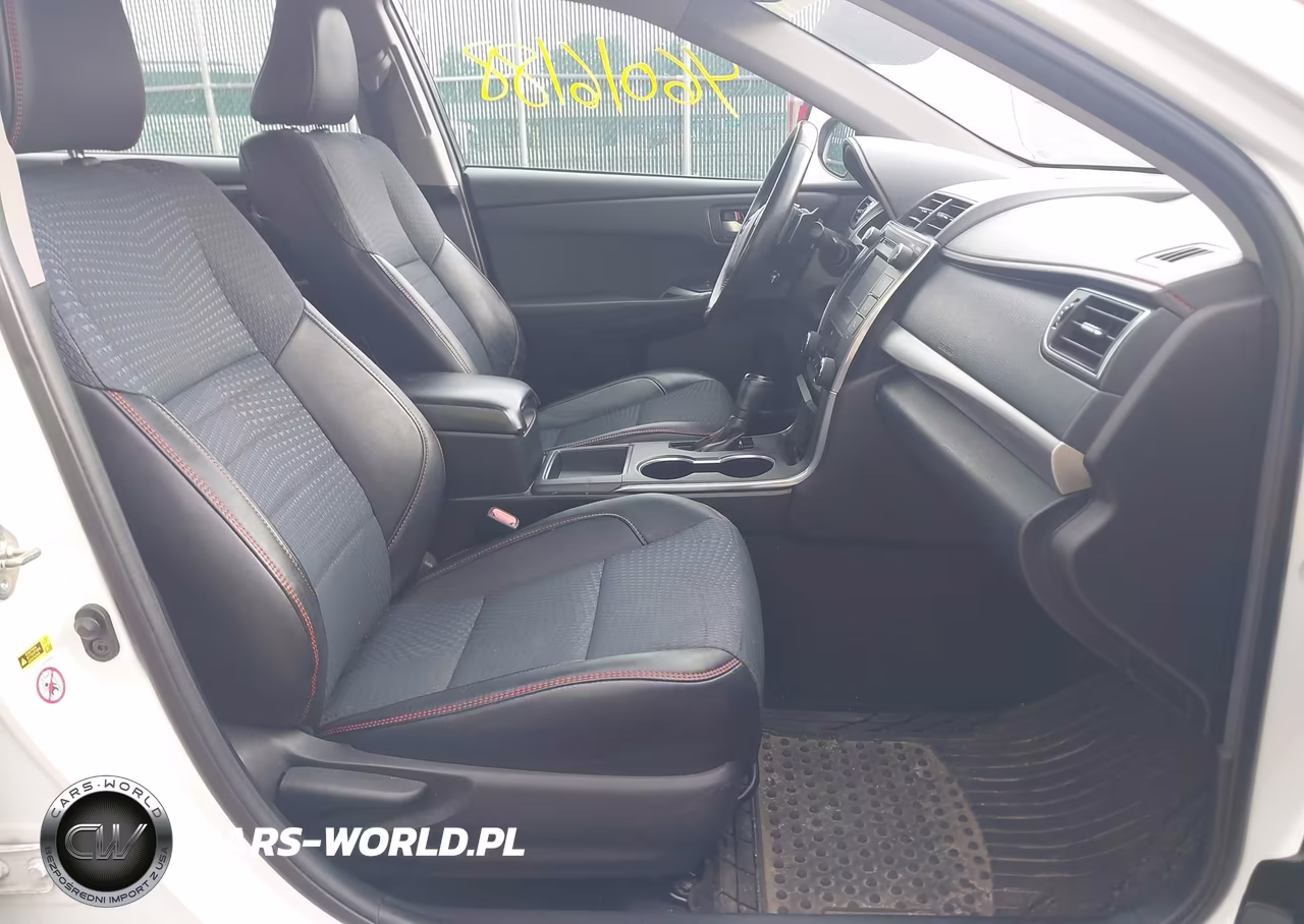 2015 Toyota Camry Se VIN:4T1BF1FK9FU115442 - 5