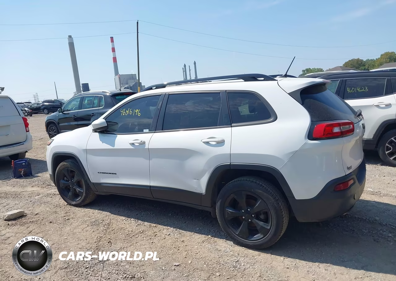 2018 Jeep Cherokee Latitude Fwd VIN:1C4PJLCB9JD557865 - 14