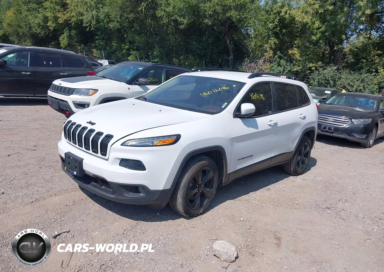 2018 Jeep Cherokee Latitude Fwd VIN:1C4PJLCB9JD557865 - 2