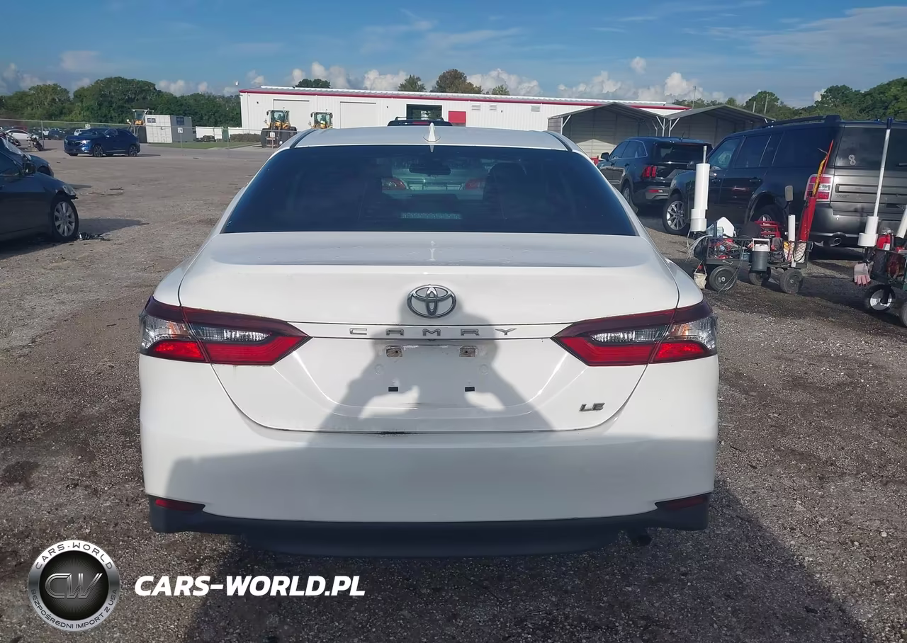 2021 Toyota Camry Le VIN:4T1C11AK8MU452935 - 16