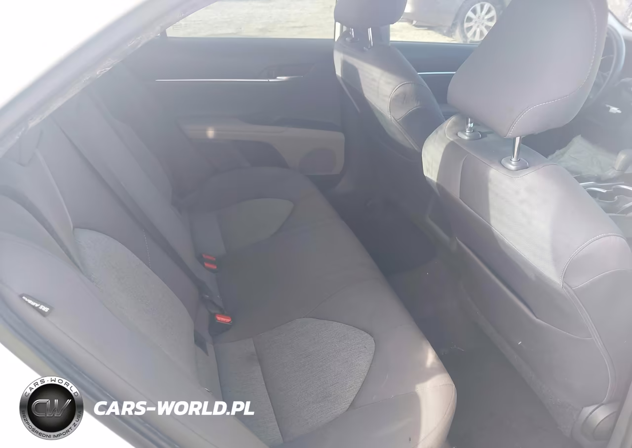 2021 Toyota Camry Le VIN:4T1C11AK8MU452935 - 8