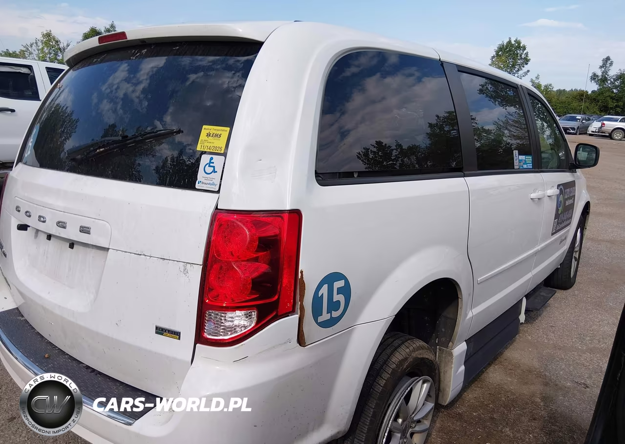 2015 Dodge Grand Caravan Se VIN:2C7WDGBG5FR634357 - 4