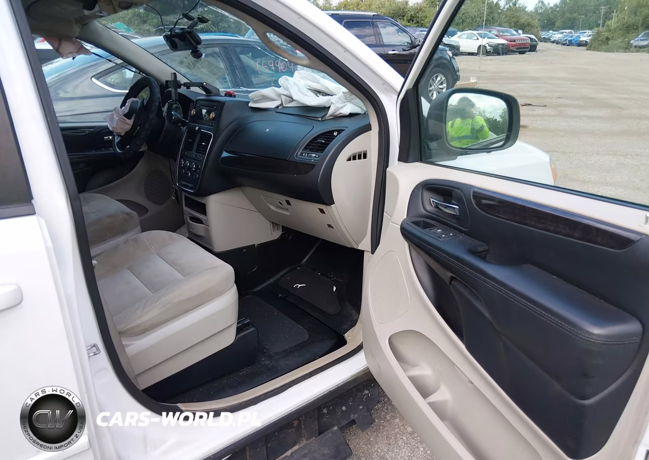 2015 Dodge Grand Caravan Se VIN:2C7WDGBG5FR634357 - 5