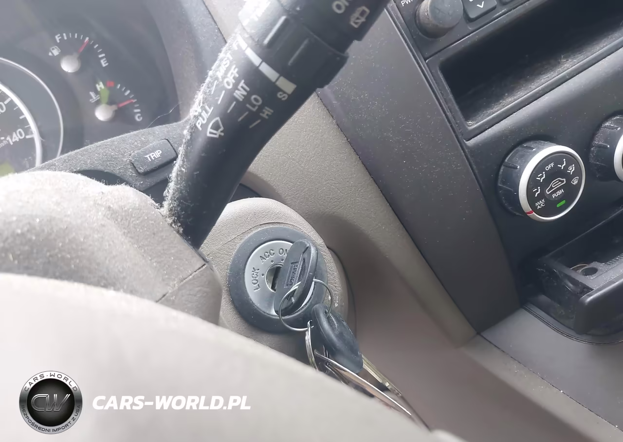 2007 Hyundai Tucson Gls VIN:KM8JM12B67U555076 - 11