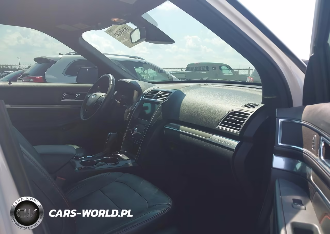 2019 Ford Explorer Sport VIN:1FM5K8GTXKGB27861 - 5