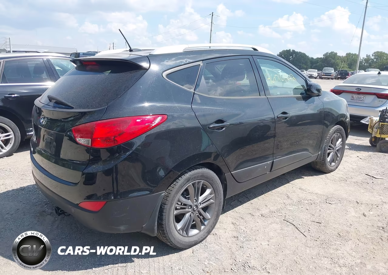 2015 Hyundai Tucson Se VIN:KM8JU3AG8FU076729 - 4