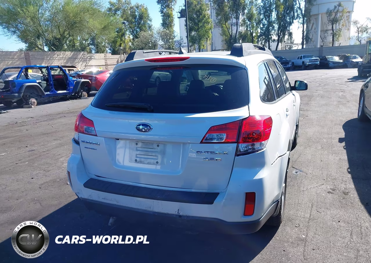 2011 Subaru Outback 3.6R Limited VIN:4S4BRDLC7B2338512 - 12